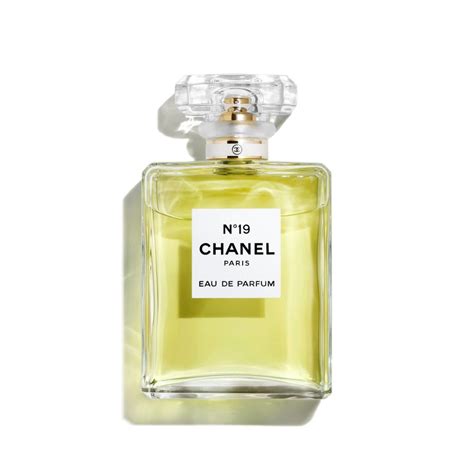 chanel 19 e 21 eau de parfum|Chanel 19 perfume boots.